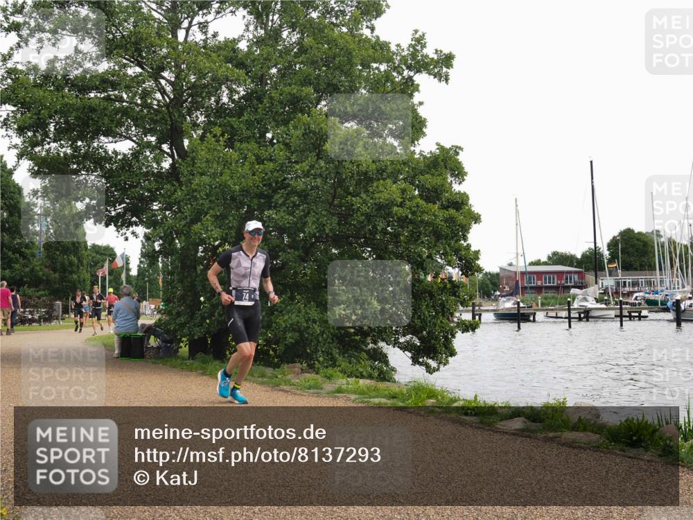 22.06.2025 - Viking Triathlon KatJ http://msf.ph/oto/8137293 22.06.2025 14:48:57 Laufen 74 meine-sportfotos.de