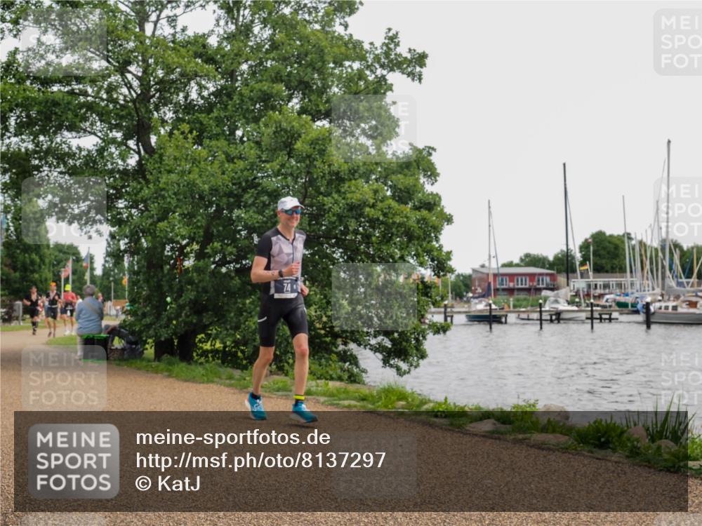 22.06.2025 - Viking Triathlon KatJ http://msf.ph/oto/8137297 22.06.2025 14:48:58 Laufen 74 meine-sportfotos.de