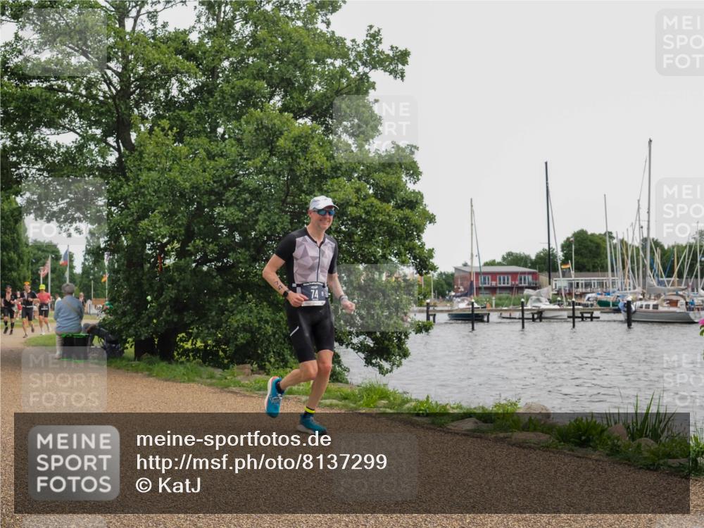22.06.2025 - Viking Triathlon KatJ http://msf.ph/oto/8137299 22.06.2025 14:48:58 Laufen 74 meine-sportfotos.de