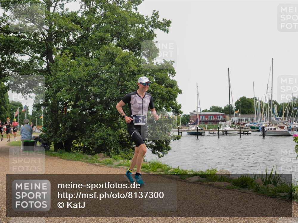 22.06.2025 - Viking Triathlon KatJ http://msf.ph/oto/8137300 22.06.2025 14:48:58 Laufen 74 meine-sportfotos.de