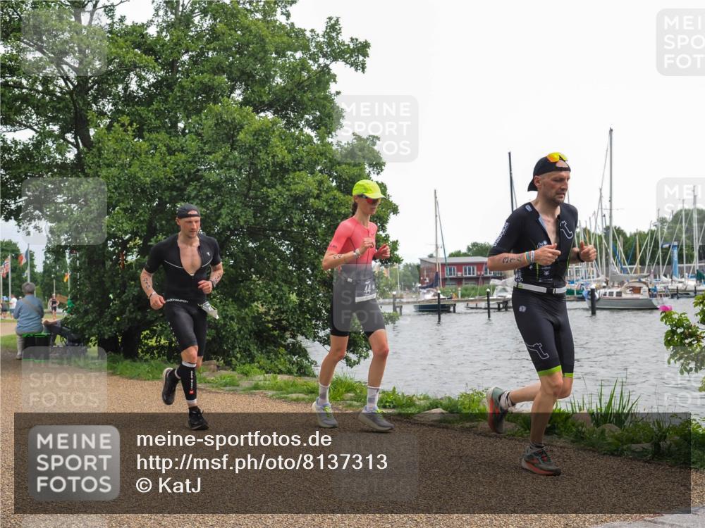 22.06.2025 - Viking Triathlon KatJ http://msf.ph/oto/8137313 22.06.2025 14:49:07 Laufen 44, 314, 370, 419 meine-sportfotos.de