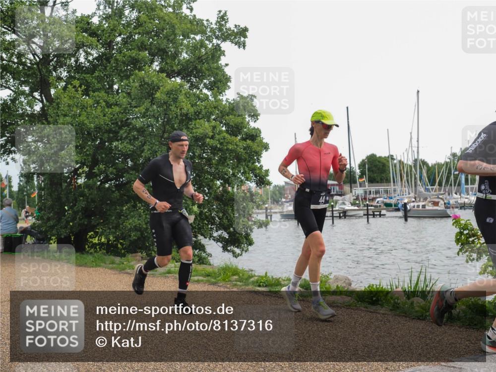 22.06.2025 - Viking Triathlon KatJ http://msf.ph/oto/8137316 22.06.2025 14:49:07 Laufen 44, 314, 370, 419 meine-sportfotos.de