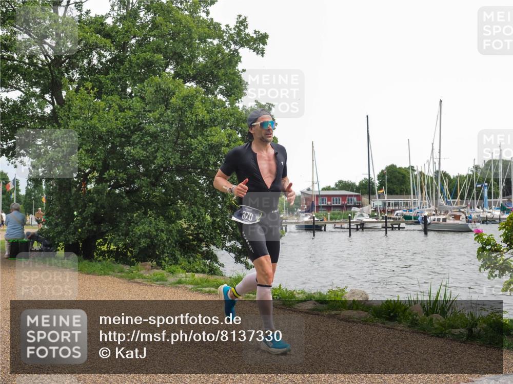 22.06.2025 - Viking Triathlon KatJ http://msf.ph/oto/8137330 22.06.2025 14:49:11 Laufen 370 meine-sportfotos.de