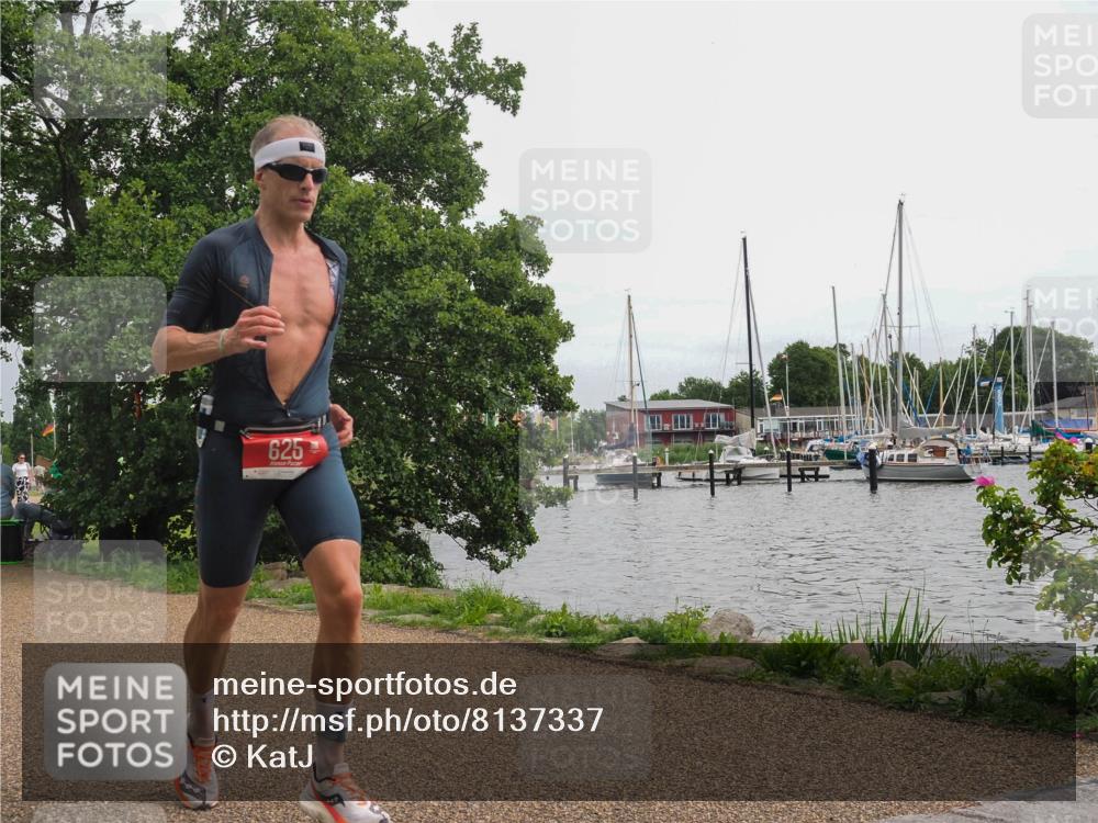 22.06.2025 - Viking Triathlon KatJ http://msf.ph/oto/8137337 22.06.2025 14:49:25 Laufen 513, 625 meine-sportfotos.de