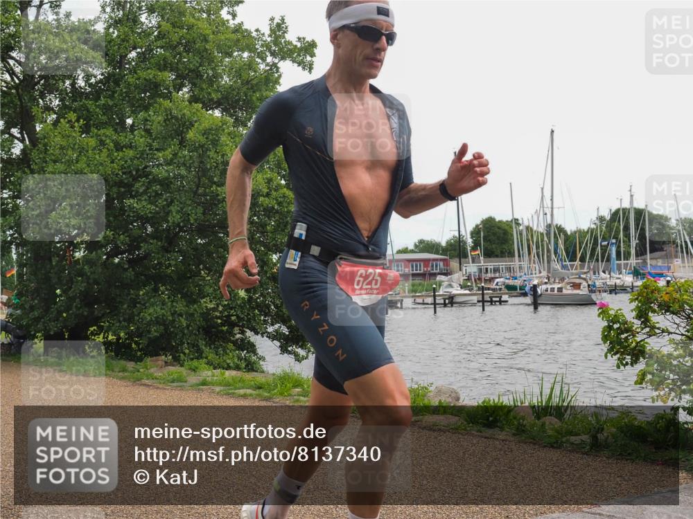 22.06.2025 - Viking Triathlon KatJ http://msf.ph/oto/8137340 22.06.2025 14:49:26 Laufen 513, 625 meine-sportfotos.de