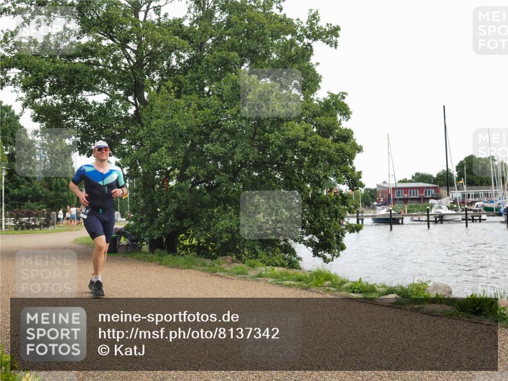 22.06.2025 - Viking Triathlon KatJ http://msf.ph/oto/8137342 22.06.2025 14:49:31 Laufen 496 meine-sportfotos.de