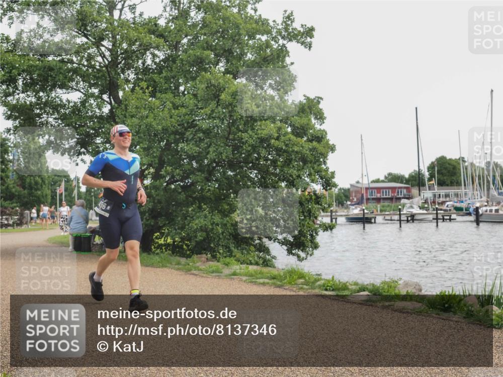 22.06.2025 - Viking Triathlon KatJ http://msf.ph/oto/8137346 22.06.2025 14:49:32 Laufen 496 meine-sportfotos.de