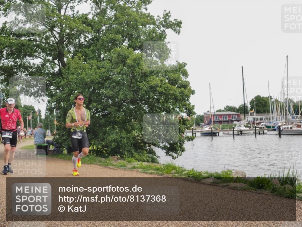 22.06.2025 - Viking Triathlon KatJ http://msf.ph/oto/8137368 22.06.2025 14:49:57 Laufen 39, 220, 269, 607 meine-sportfotos.de