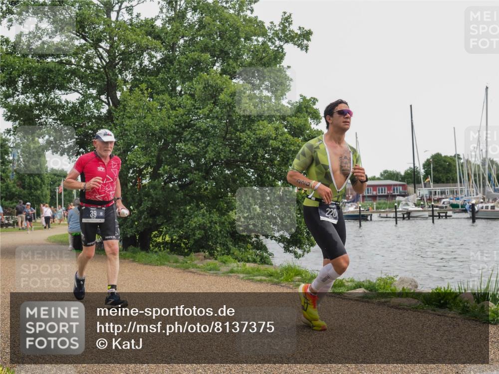 22.06.2025 - Viking Triathlon KatJ http://msf.ph/oto/8137375 22.06.2025 14:49:58 Laufen 39, 220, 607 meine-sportfotos.de
