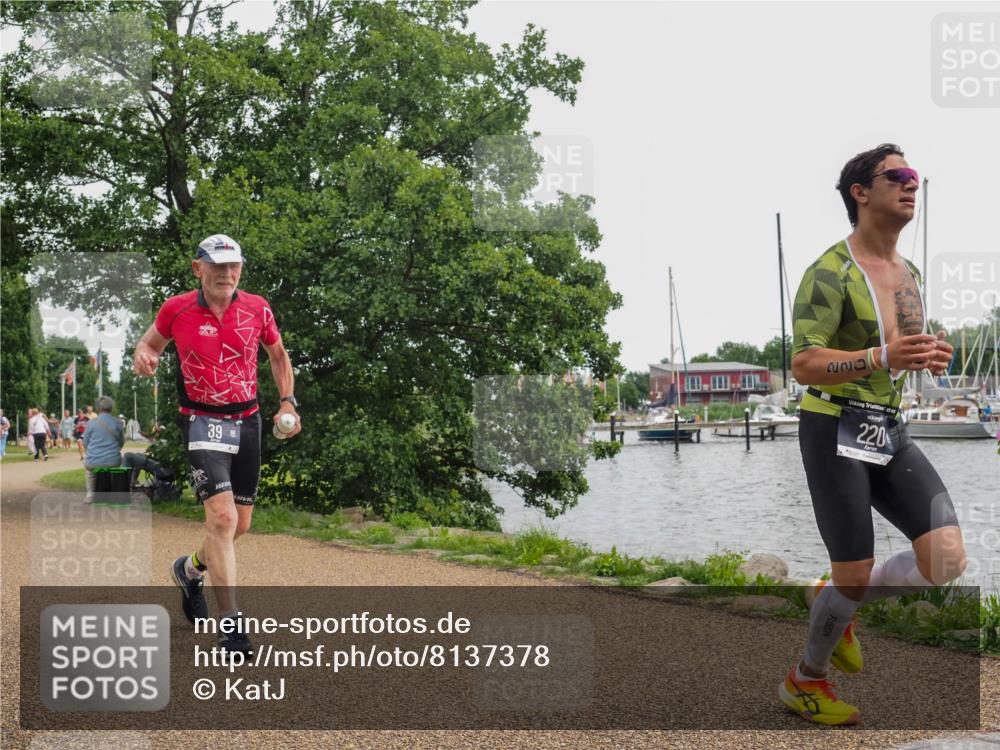 22.06.2025 - Viking Triathlon KatJ http://msf.ph/oto/8137378 22.06.2025 14:49:59 Laufen 39, 220 meine-sportfotos.de