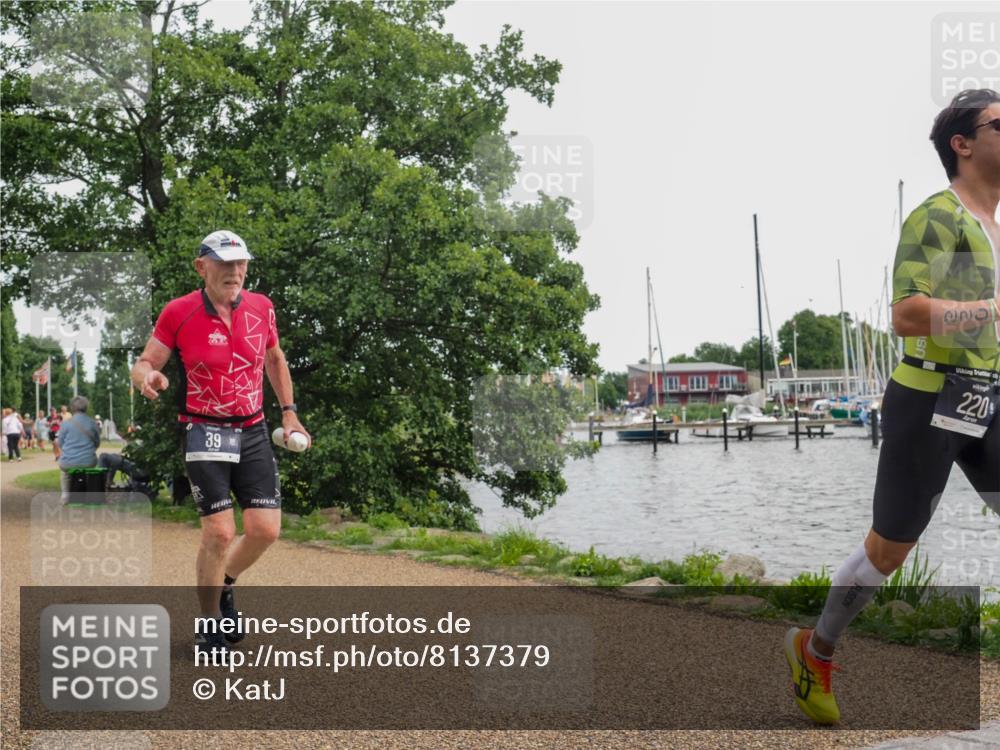 22.06.2025 - Viking Triathlon KatJ http://msf.ph/oto/8137379 22.06.2025 14:49:59 Laufen 39, 220 meine-sportfotos.de