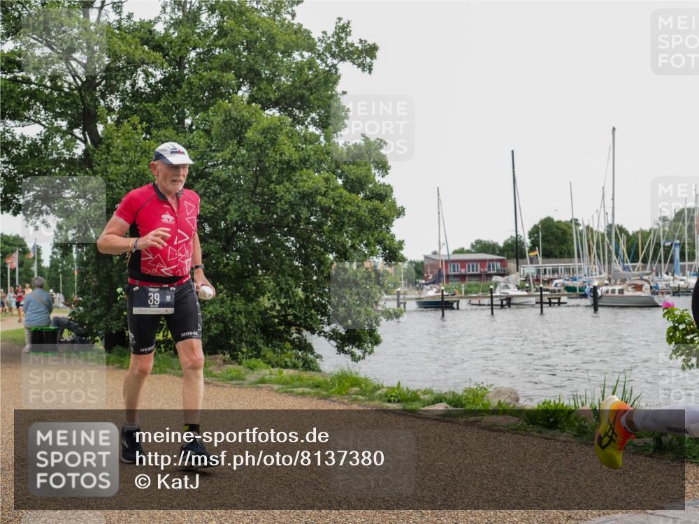 22.06.2025 - Viking Triathlon KatJ http://msf.ph/oto/8137380 22.06.2025 14:49:59 Laufen 39, 220 meine-sportfotos.de