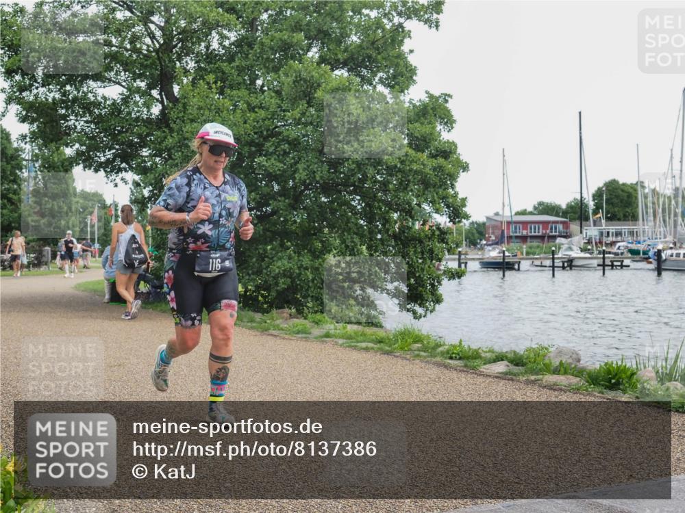 22.06.2025 - Viking Triathlon KatJ http://msf.ph/oto/8137386 22.06.2025 14:50:10 Laufen 116, 315 meine-sportfotos.de