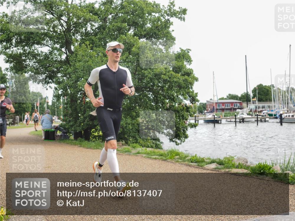 22.06.2025 - Viking Triathlon KatJ http://msf.ph/oto/8137407 22.06.2025 14:50:19 Laufen 61, 360 meine-sportfotos.de
