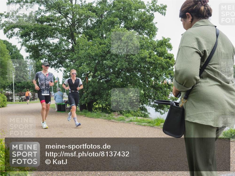 22.06.2025 - Viking Triathlon KatJ http://msf.ph/oto/8137432 22.06.2025 14:50:47 Laufen 22, 469, 500 meine-sportfotos.de