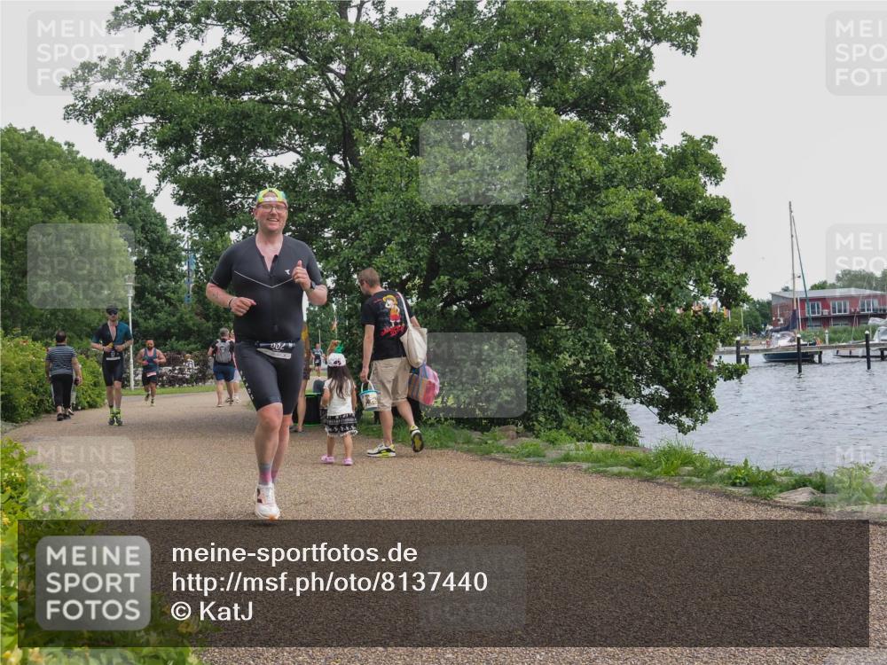 22.06.2025 - Viking Triathlon KatJ http://msf.ph/oto/8137440 22.06.2025 14:51:08 Laufen 532 meine-sportfotos.de