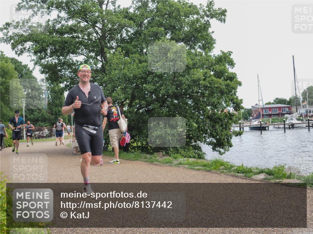 22.06.2025 - Viking Triathlon KatJ http://msf.ph/oto/8137442 22.06.2025 14:51:09 Laufen 57, 532 meine-sportfotos.de