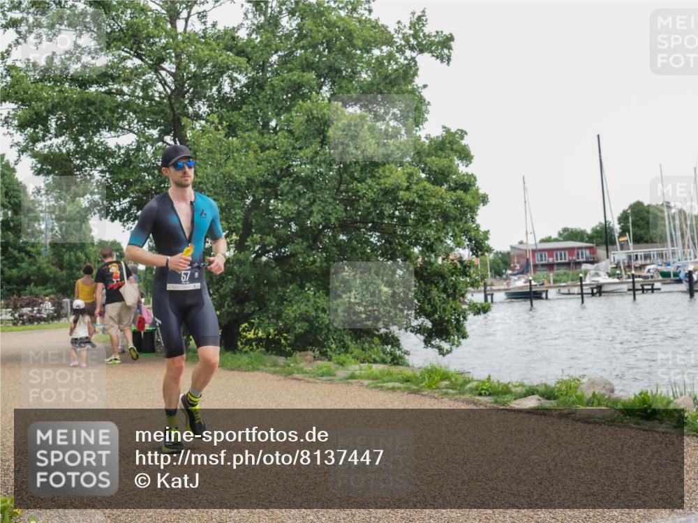 22.06.2025 - Viking Triathlon KatJ http://msf.ph/oto/8137447 22.06.2025 14:51:12 Laufen 57, 532 meine-sportfotos.de
