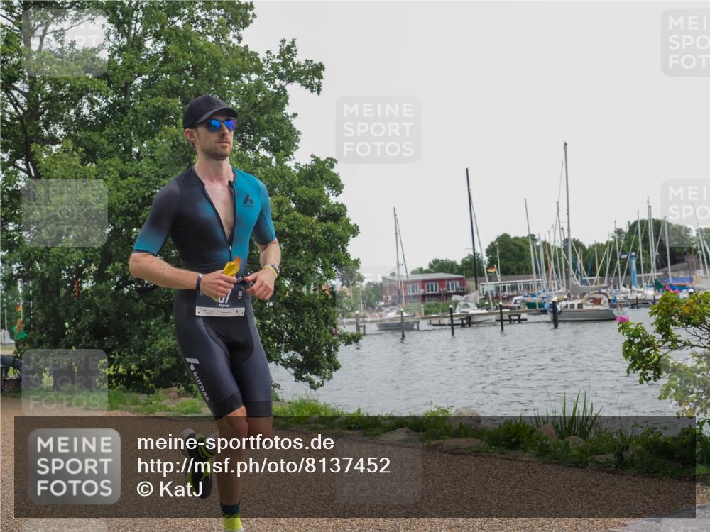 22.06.2025 - Viking Triathlon KatJ http://msf.ph/oto/8137452 22.06.2025 14:51:13 Laufen 57, 609 meine-sportfotos.de