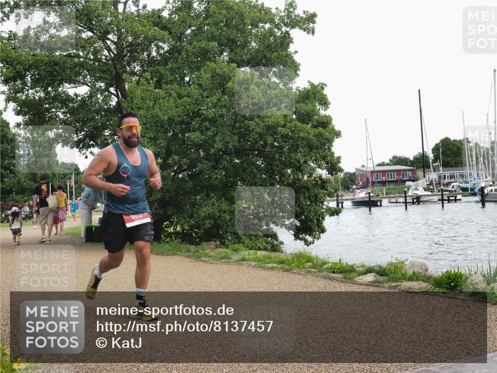 22.06.2025 - Viking Triathlon KatJ http://msf.ph/oto/8137457 22.06.2025 14:51:16 Laufen 609 meine-sportfotos.de