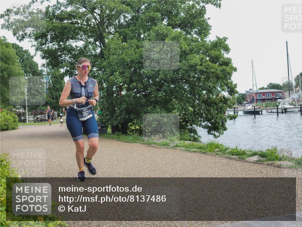 22.06.2025 - Viking Triathlon KatJ http://msf.ph/oto/8137486 22.06.2025 14:51:29 Laufen 362, 626 meine-sportfotos.de