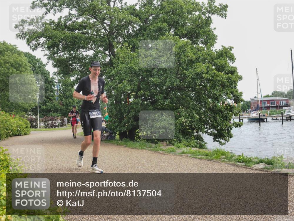 22.06.2025 - Viking Triathlon KatJ http://msf.ph/oto/8137504 22.06.2025 14:51:53 Laufen 304 meine-sportfotos.de