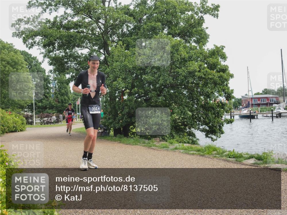 22.06.2025 - Viking Triathlon KatJ http://msf.ph/oto/8137505 22.06.2025 14:51:53 Laufen 304 meine-sportfotos.de