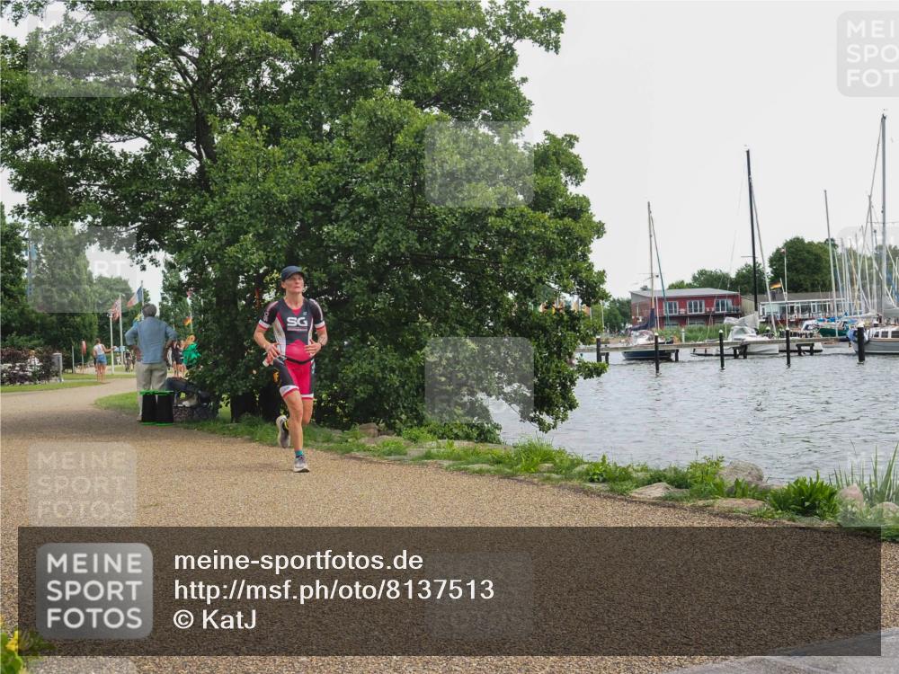 22.06.2025 - Viking Triathlon KatJ http://msf.ph/oto/8137513 22.06.2025 14:51:56 Laufen 304, 639 meine-sportfotos.de