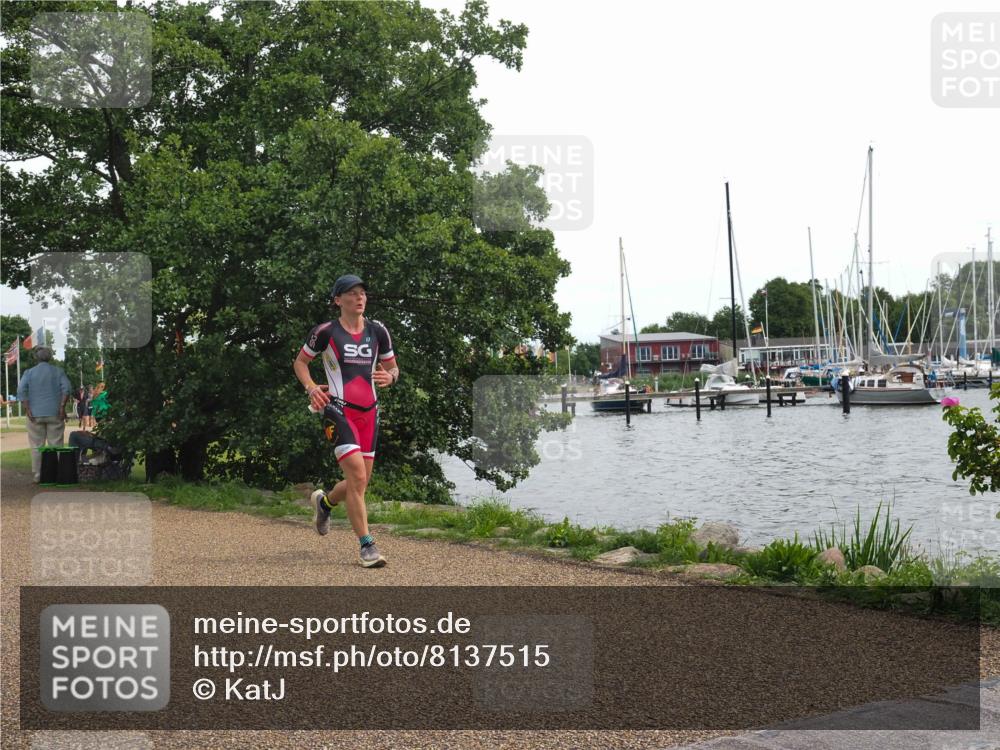 22.06.2025 - Viking Triathlon KatJ http://msf.ph/oto/8137515 22.06.2025 14:51:57 Laufen 304, 639 meine-sportfotos.de