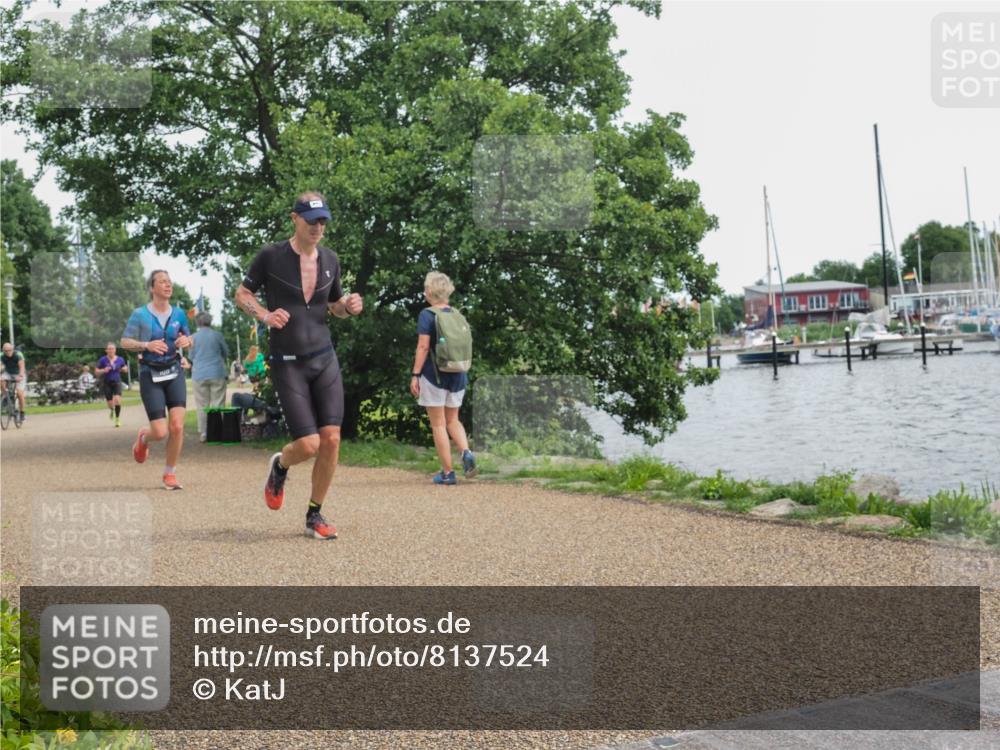 22.06.2025 - Viking Triathlon KatJ http://msf.ph/oto/8137524 22.06.2025 14:52:12 Laufen 166, 331 meine-sportfotos.de