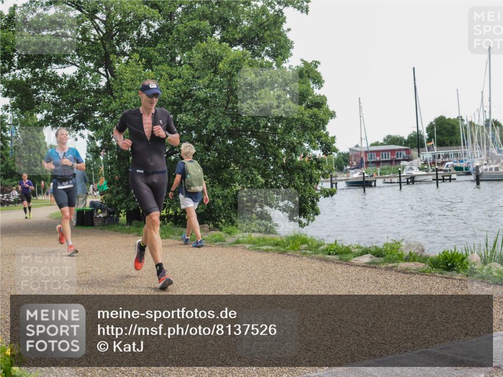 22.06.2025 - Viking Triathlon KatJ http://msf.ph/oto/8137526 22.06.2025 14:52:12 Laufen 166, 331 meine-sportfotos.de