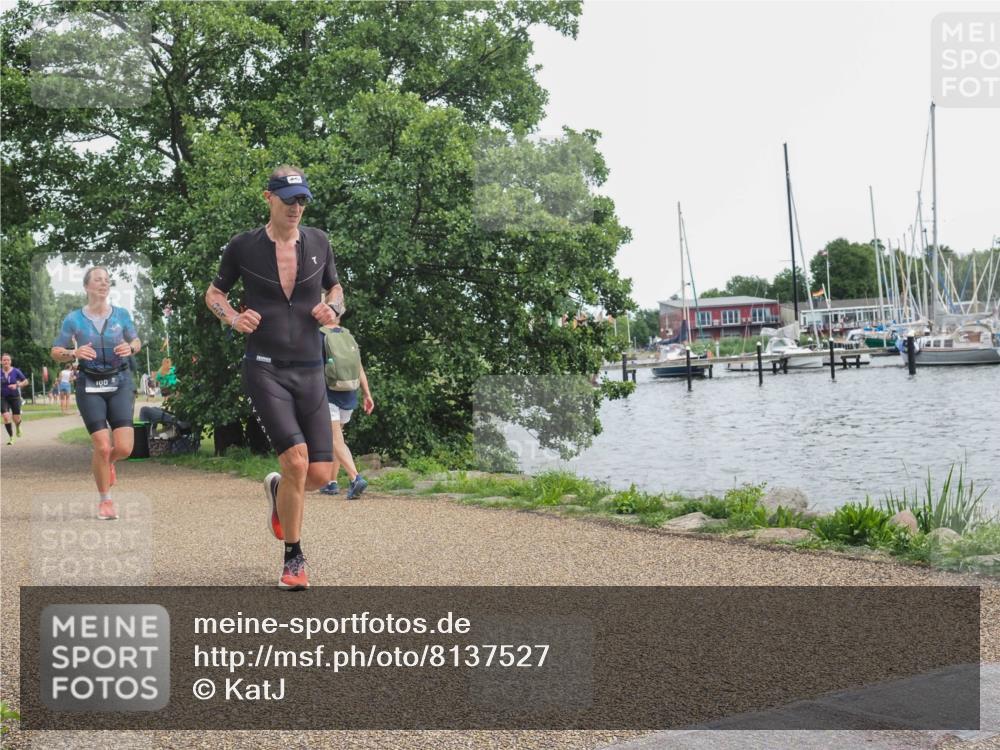 22.06.2025 - Viking Triathlon KatJ http://msf.ph/oto/8137527 22.06.2025 14:52:12 Laufen 166, 331 meine-sportfotos.de