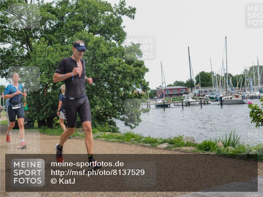 22.06.2025 - Viking Triathlon KatJ http://msf.ph/oto/8137529 22.06.2025 14:52:13 Laufen 166, 331 meine-sportfotos.de