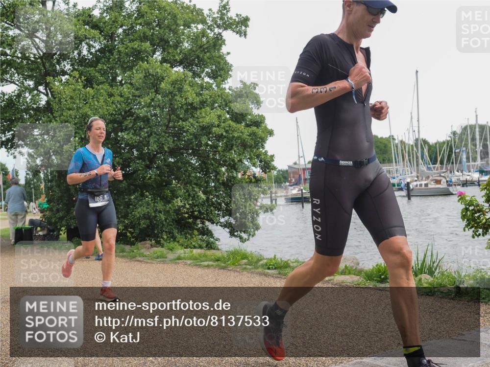 22.06.2025 - Viking Triathlon KatJ http://msf.ph/oto/8137533 22.06.2025 14:52:13 Laufen 166, 331 meine-sportfotos.de