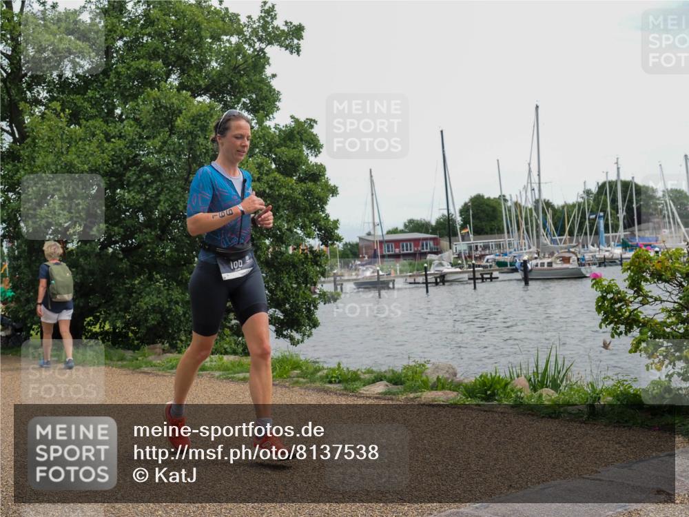 22.06.2025 - Viking Triathlon KatJ http://msf.ph/oto/8137538 22.06.2025 14:52:14 Laufen 166, 331 meine-sportfotos.de