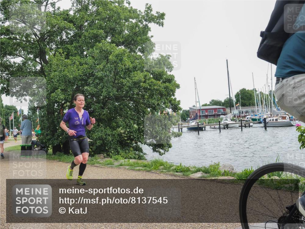 22.06.2025 - Viking Triathlon KatJ http://msf.ph/oto/8137545 22.06.2025 14:52:19 Laufen 243 meine-sportfotos.de