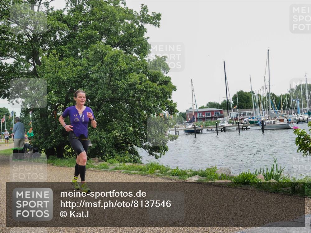 22.06.2025 - Viking Triathlon KatJ http://msf.ph/oto/8137546 22.06.2025 14:52:19 Laufen 243 meine-sportfotos.de