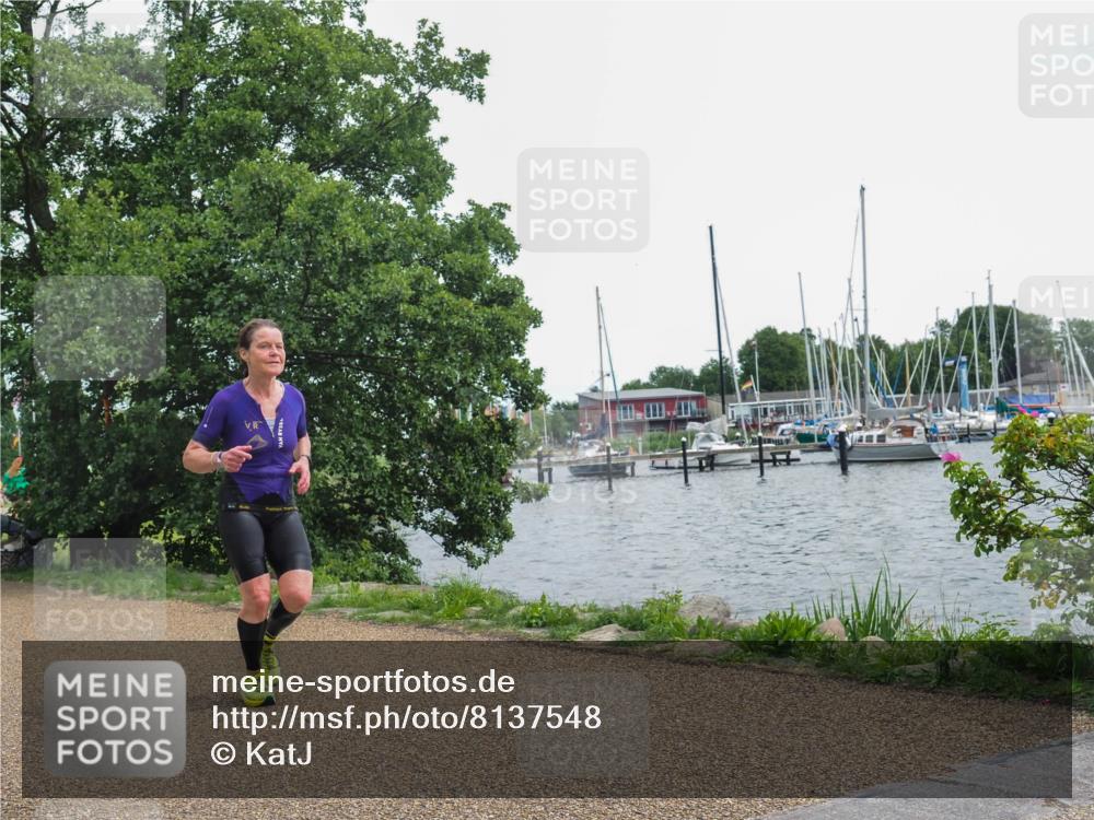22.06.2025 - Viking Triathlon KatJ http://msf.ph/oto/8137548 22.06.2025 14:52:19 Laufen 243 meine-sportfotos.de