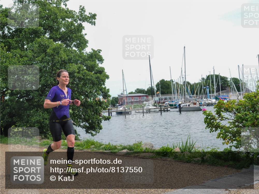 22.06.2025 - Viking Triathlon KatJ http://msf.ph/oto/8137550 22.06.2025 14:52:19 Laufen 243 meine-sportfotos.de