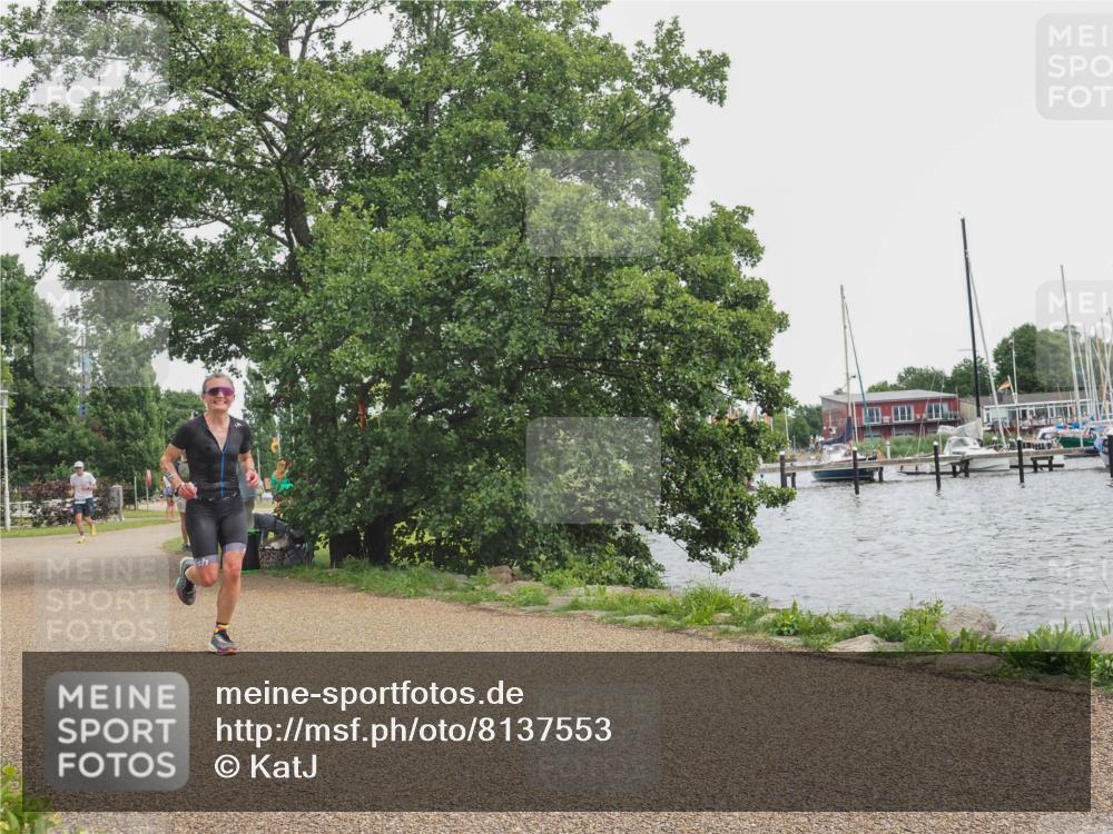 22.06.2025 - Viking Triathlon KatJ http://msf.ph/oto/8137553 22.06.2025 14:52:23 Laufen 343 meine-sportfotos.de