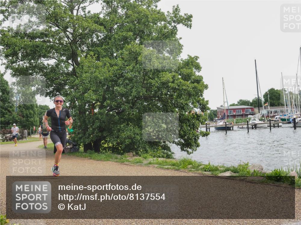 22.06.2025 - Viking Triathlon KatJ http://msf.ph/oto/8137554 22.06.2025 14:52:23 Laufen 343 meine-sportfotos.de