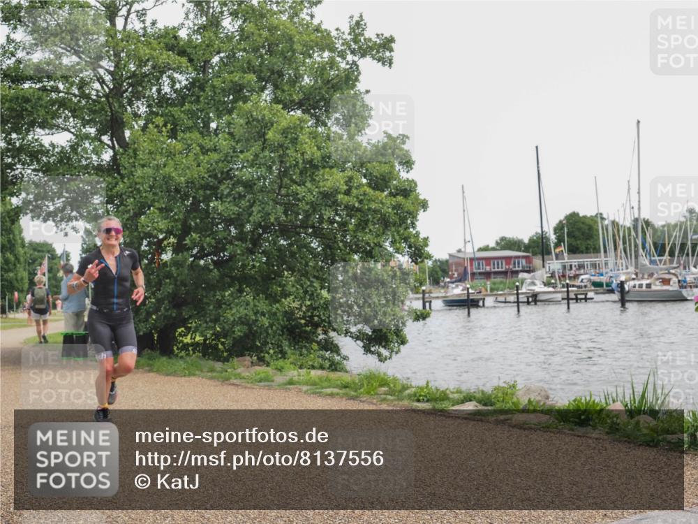22.06.2025 - Viking Triathlon KatJ http://msf.ph/oto/8137556 22.06.2025 14:52:23 Laufen 343 meine-sportfotos.de