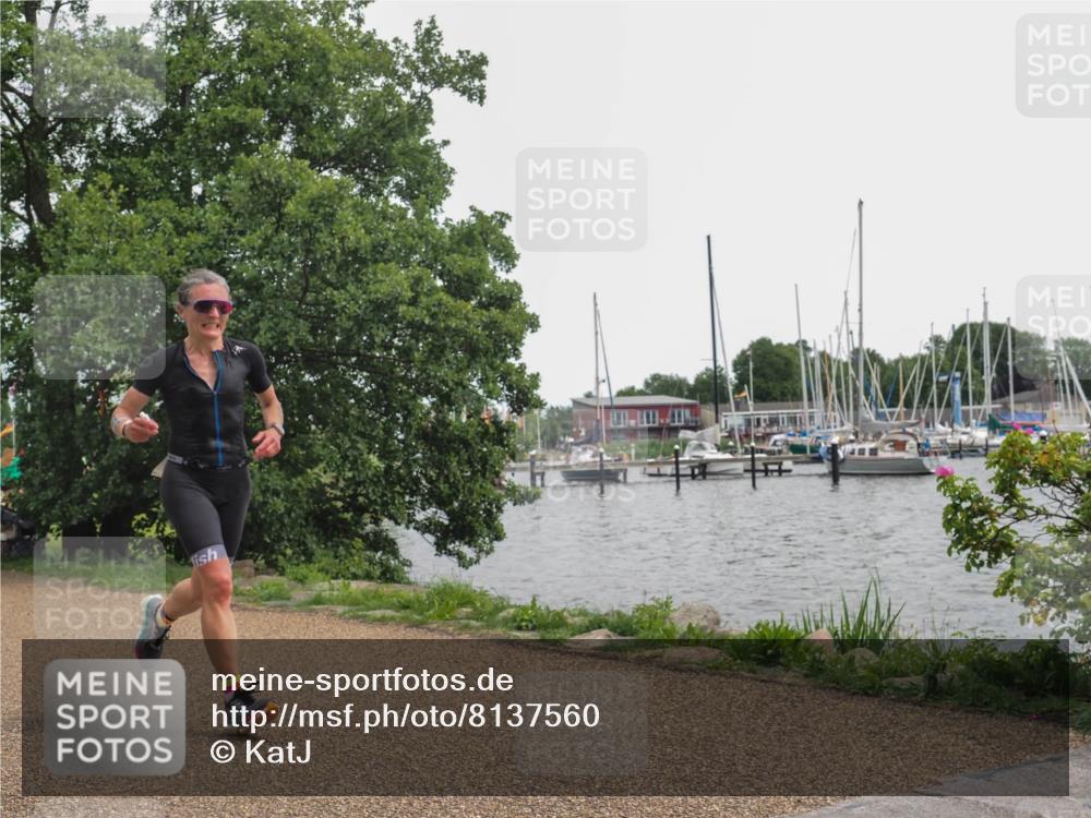 22.06.2025 - Viking Triathlon KatJ http://msf.ph/oto/8137560 22.06.2025 14:52:24 Laufen 343 meine-sportfotos.de