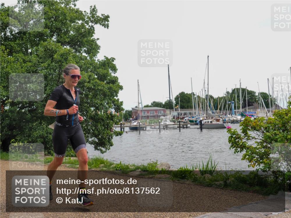 22.06.2025 - Viking Triathlon KatJ http://msf.ph/oto/8137562 22.06.2025 14:52:24 Laufen 343 meine-sportfotos.de