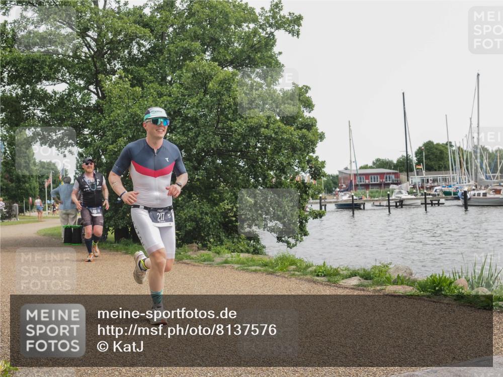 22.06.2025 - Viking Triathlon KatJ http://msf.ph/oto/8137576 22.06.2025 14:52:42 Laufen 48, 217 meine-sportfotos.de