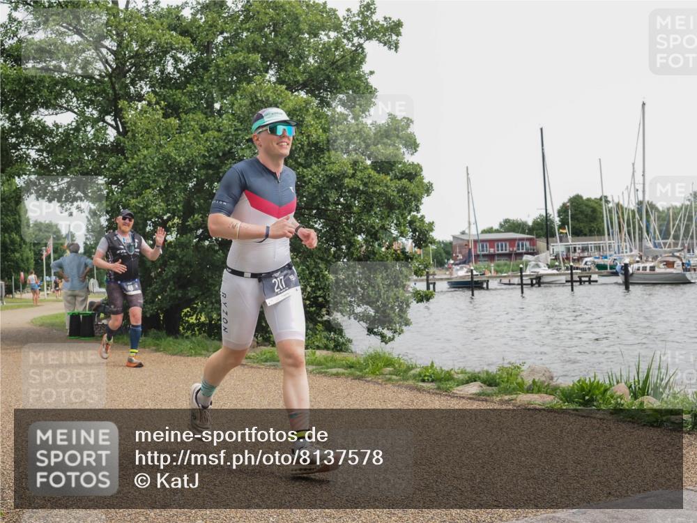 22.06.2025 - Viking Triathlon KatJ http://msf.ph/oto/8137578 22.06.2025 14:52:42 Laufen 48, 217 meine-sportfotos.de