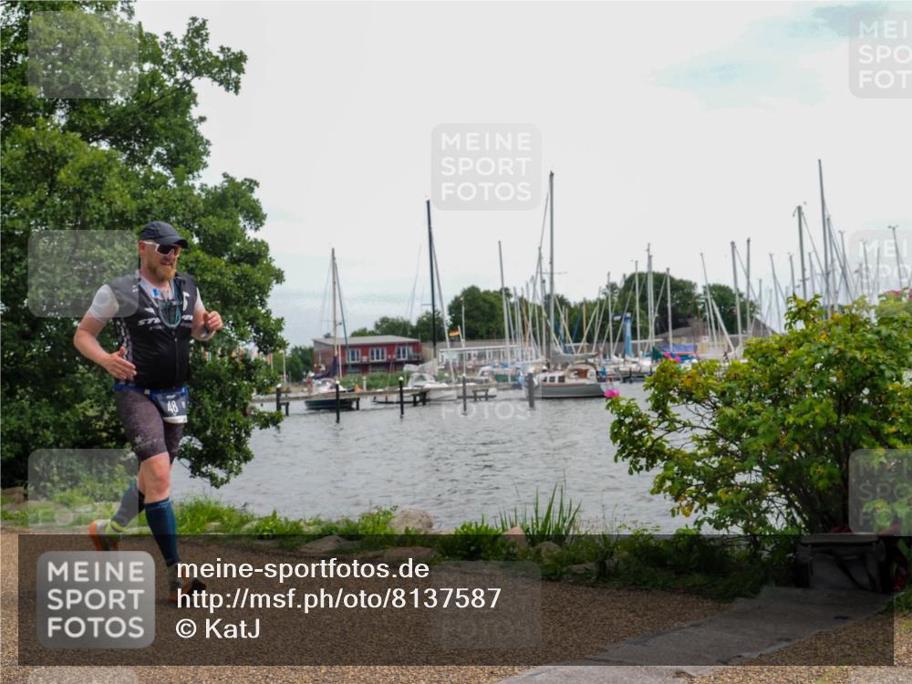 22.06.2025 - Viking Triathlon KatJ http://msf.ph/oto/8137587 22.06.2025 14:52:44 Laufen 48, 217 meine-sportfotos.de