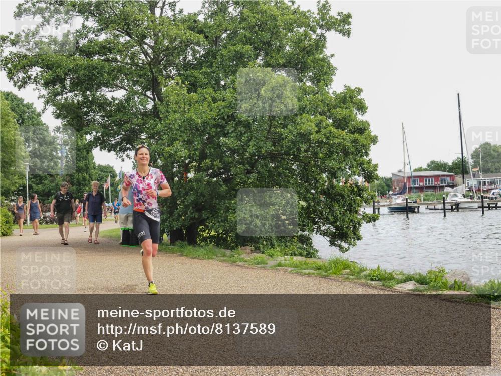 22.06.2025 - Viking Triathlon KatJ http://msf.ph/oto/8137589 22.06.2025 14:53:00 Laufen 509 meine-sportfotos.de