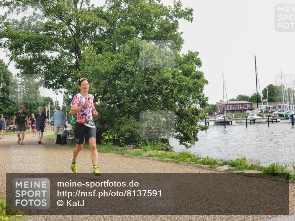 22.06.2025 - Viking Triathlon KatJ http://msf.ph/oto/8137591 22.06.2025 14:53:00 Laufen 509 meine-sportfotos.de