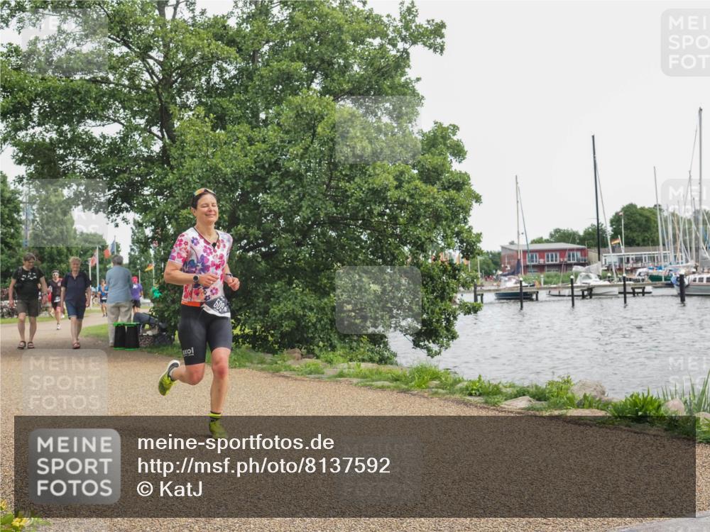 22.06.2025 - Viking Triathlon KatJ http://msf.ph/oto/8137592 22.06.2025 14:53:00 Laufen 509 meine-sportfotos.de